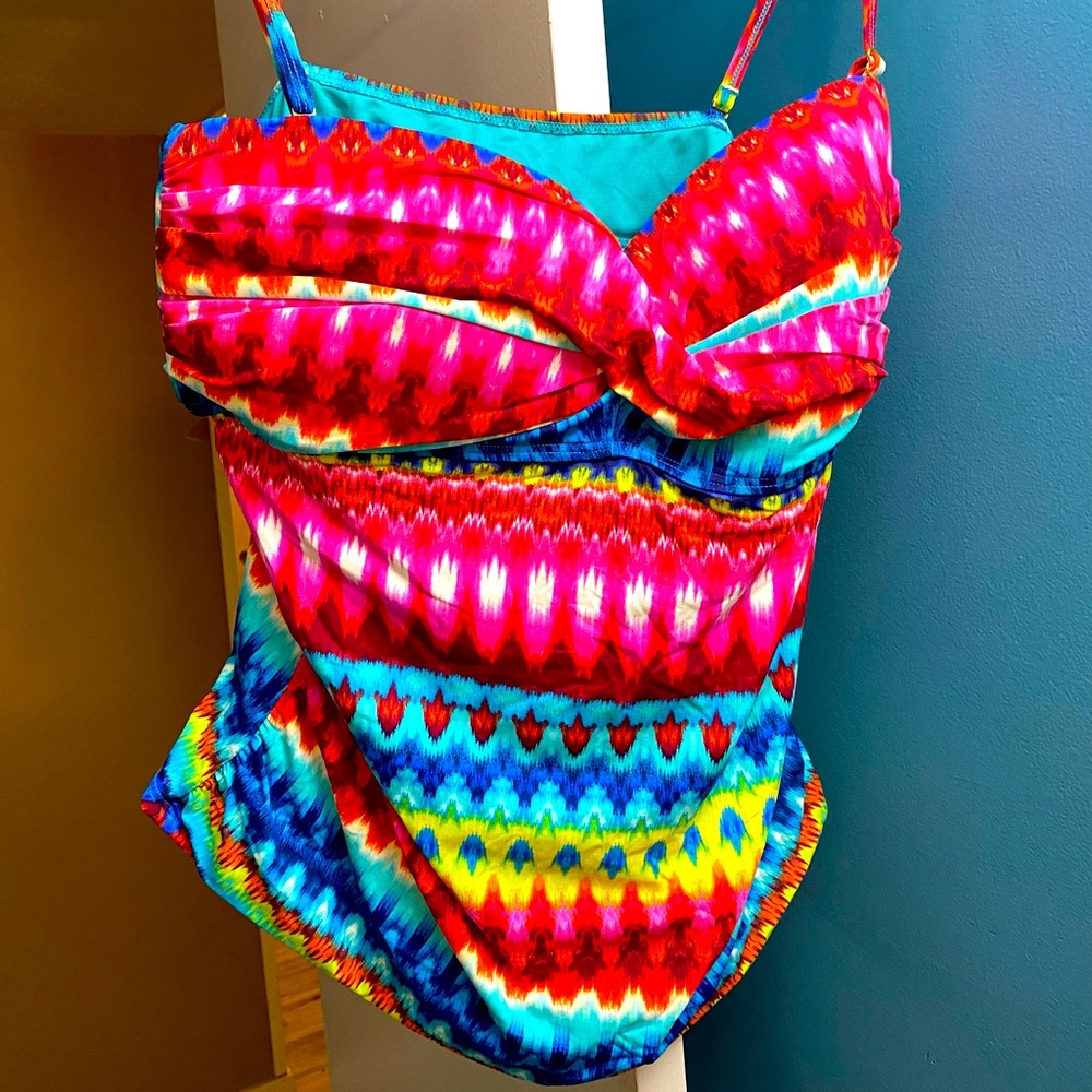 Liz Claiborne sz 22W tankini top
